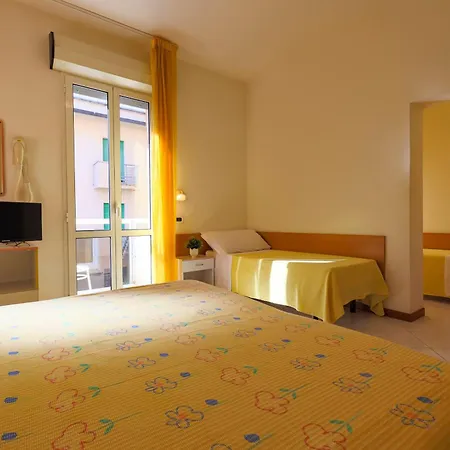 Paola Garden Hotel