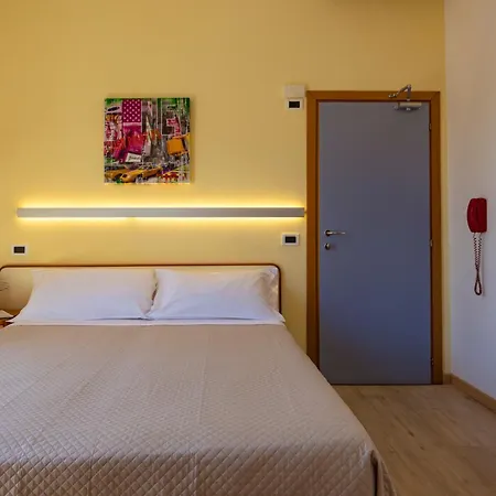 Paola Garden Hotel