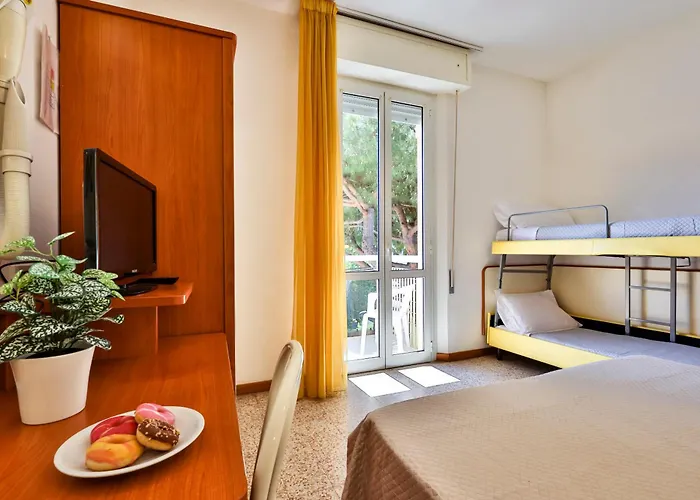 Paola Garden 3*